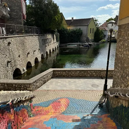 Malompart Lägenhet Tapolca