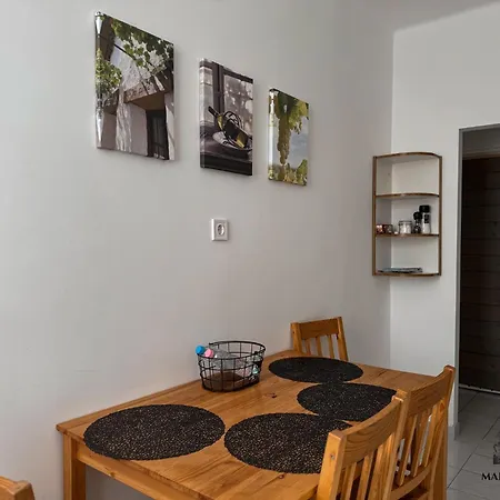 Malompart تابولتْسا