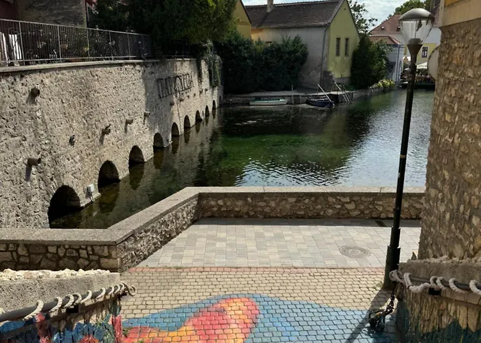 Malompart Lägenhet Tapolca